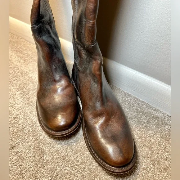 NWT Frye Paige tall boots in dark brown size 8